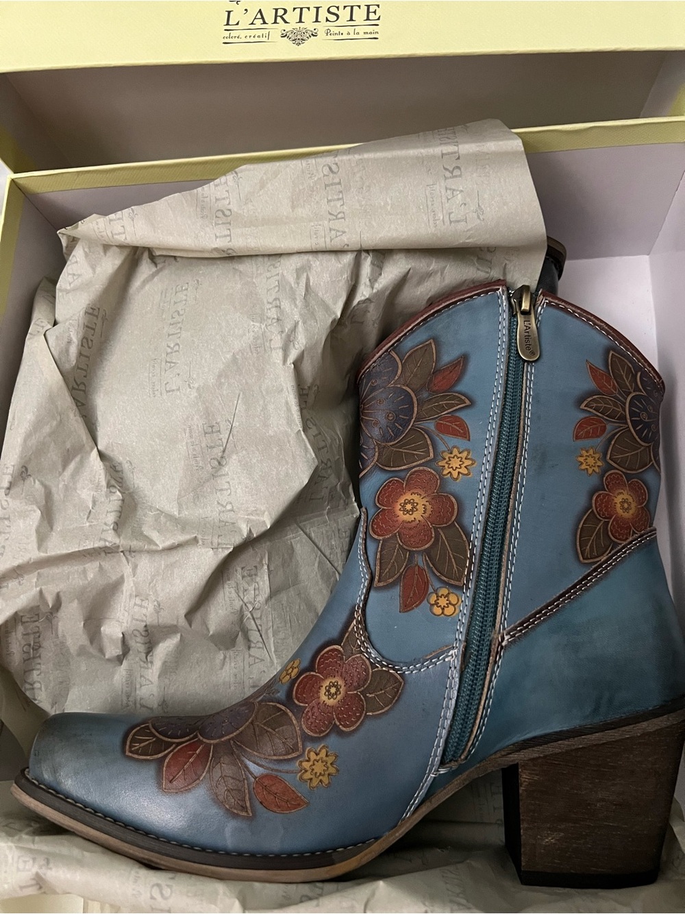 LaArtiste by Spring Steps Cahoots Floral Embossed Blue Women's HighAnkleBootsnew